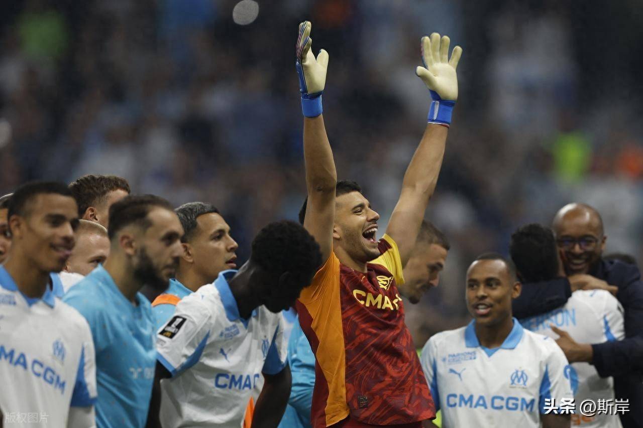 开云体育-窗口期阿贾克斯备战法甲；刷新队史纪录细节曝光；态度坚定；年轻球员得到机会的简单介绍