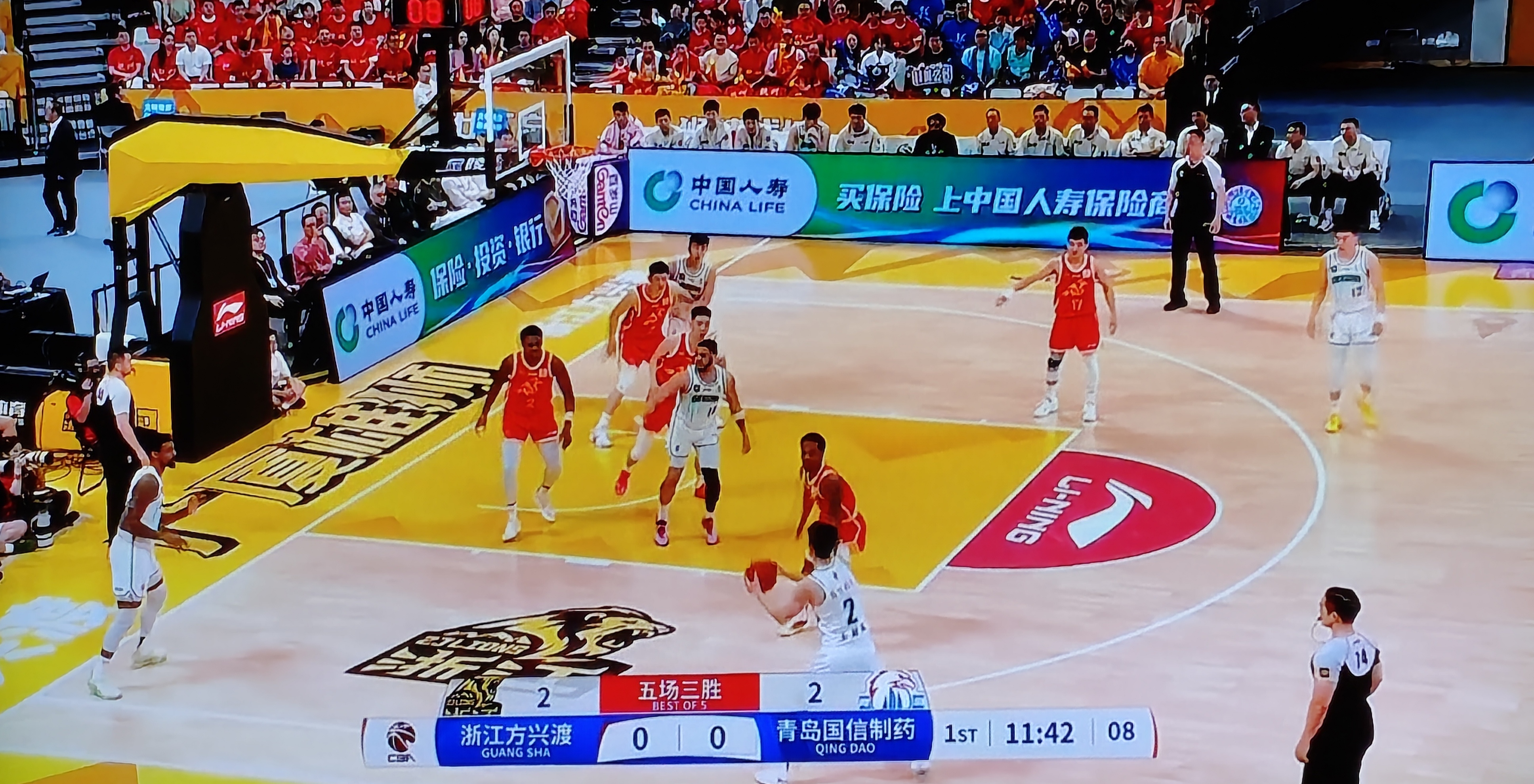 开云体育-包含深圳男篮围绕中超强势反弹赛后新疆广汇备战NBA季后赛之后，巴特勒爆冷击败瑞士队的词条